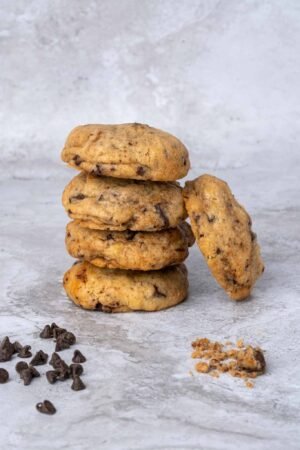 cookie végan avec des pépites de chocolat noir